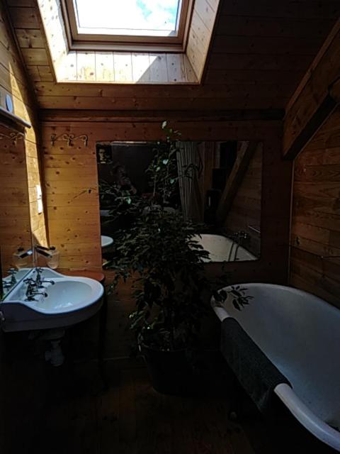Au Coeur De Saint Agreve -Sejour Chez L'Habitant 외부 사진